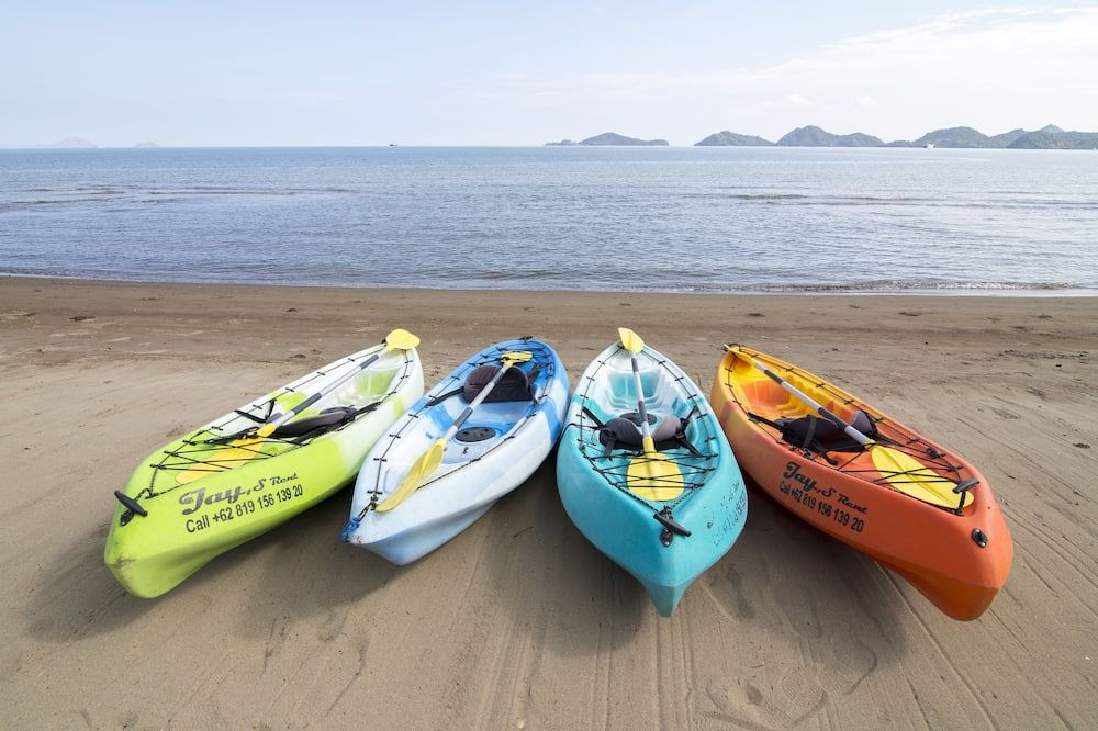 Puri Sari Beach Hotel - Labuan Bajo