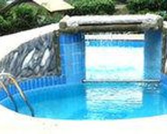 Rainforest Lodge - Cape Coast - Piscina