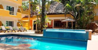 Hotel Chablis Palenque - Ruinas de Palenque - Piscina