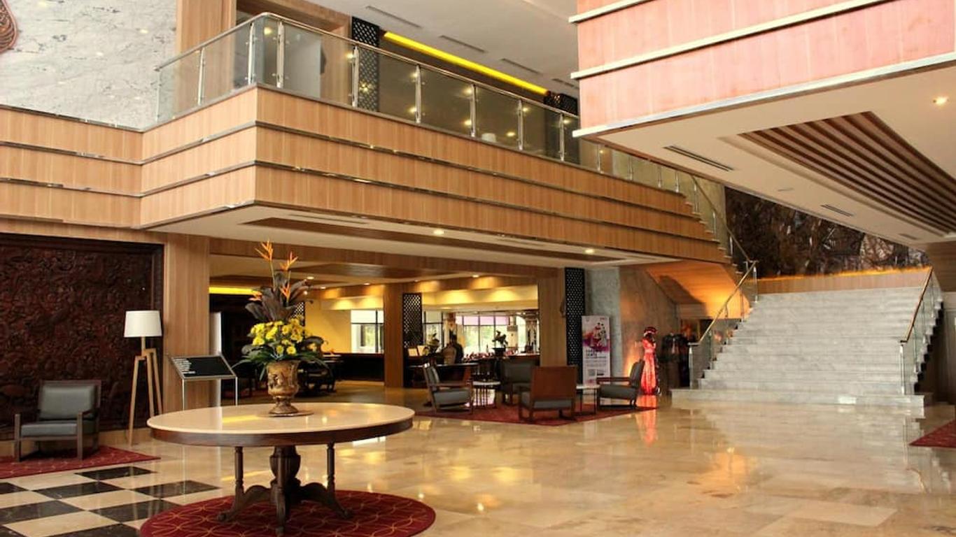 Patra Semarang Hotel & Convention