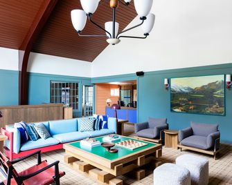Outbound Stowe - Stowe - Living room