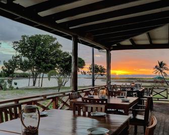 Nila Beach Resort Fiji - Lautoka - Restaurant
