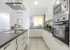 Gzira Penthouse - Hosted By Sweetstay - Il-Gżira - Cuisine
