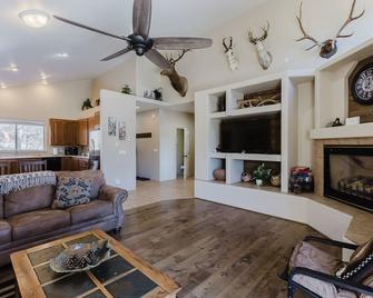 Lake Hatcher. Big Fish. Great Hikes. Nature Everywhere! - Pagosa Springs - Pokój dzienny