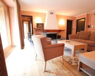 La Casa del Maestro - Pragelato - Wohnzimmer