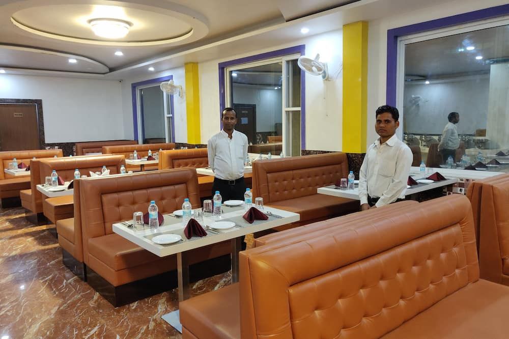 Bodhgaya Seven Inn Hotel n Restaurant