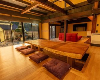 Tozaemons Inn A private house rental accommodat - Tozaemon no Yado / Tonegun Gunma - Minakami - Dining room