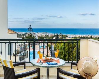 Pilot's Villas Luxury Suites - Koutouloufari - Balkon