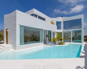 AquaBlanca Suite Chic Deluxe, en Punta Mujeres - Punta Mujeres - Piscina