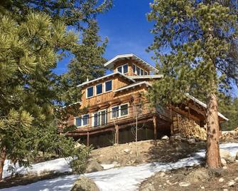 Stunning Mountain Home for the Naturalist, Athlete, & Families - Twin Lakes (Lake County) - Edificio