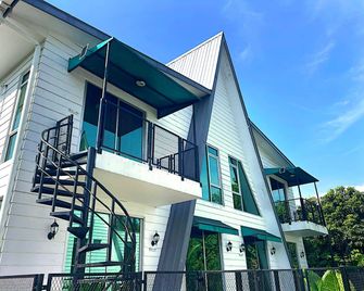 A-Vacation Home Binsulok Membakut - Beaufort - Building