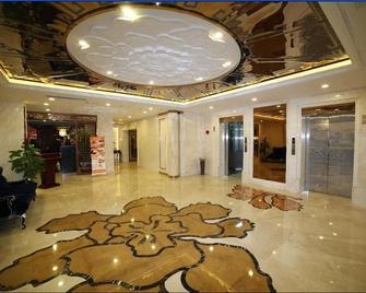 Runzeng Hotel - Dandong - Lobby