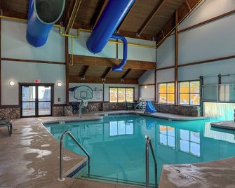 The Waters of Minocqua - Minocqua - Pool