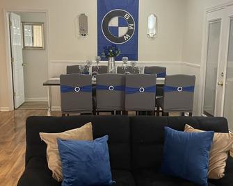 Euro & American Car theme Home - McDonough - Living room