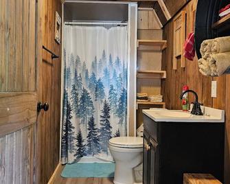 1 Br/1br Lofted Cabin West Virginia Hatfield Mccoy Atv Trails - Bluefield