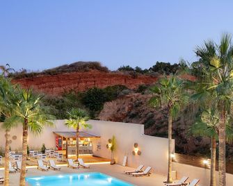 Sea View Hotel & Apartments - Χανιά - Πισίνα