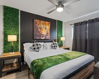 Mins 2 Dwntown - Private Stay - Nestled Austin Pad - אוסטין