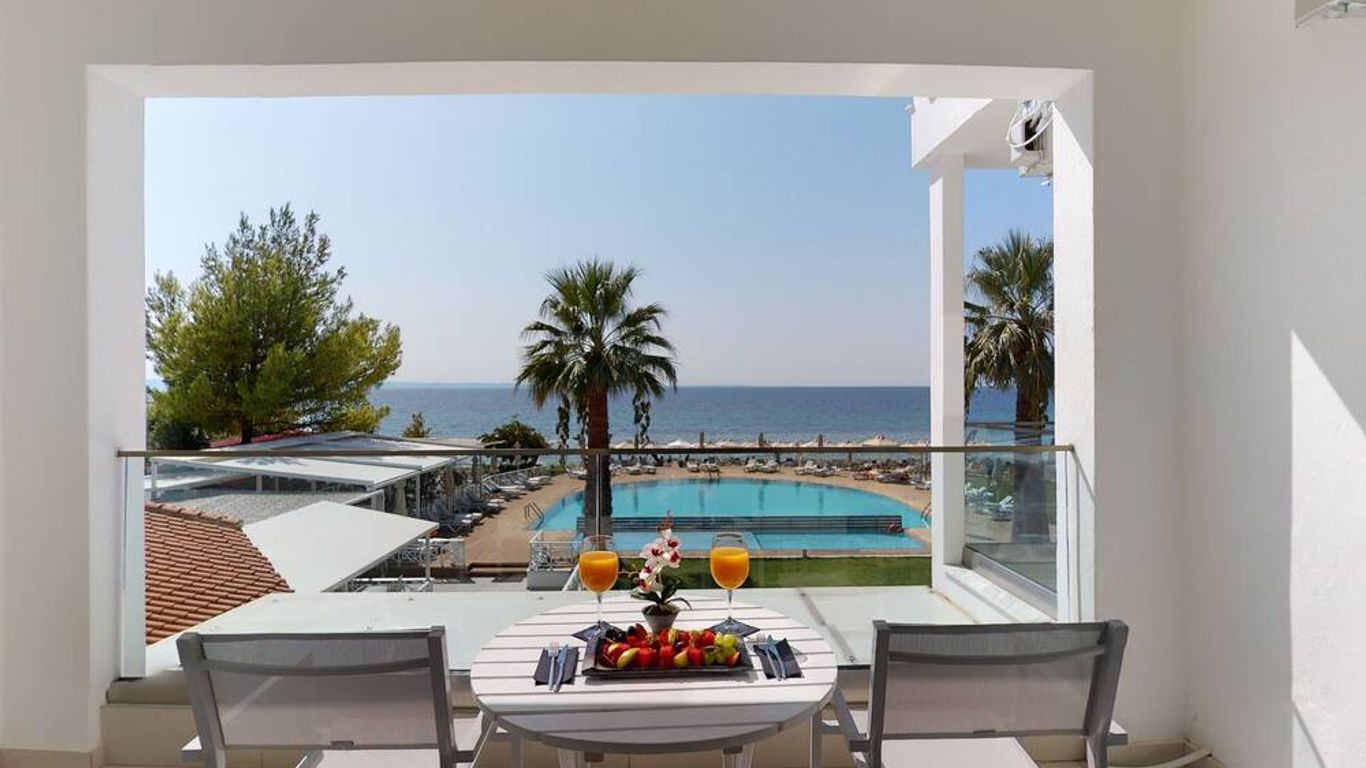 Acrotel Lilyann Boutique Hotel