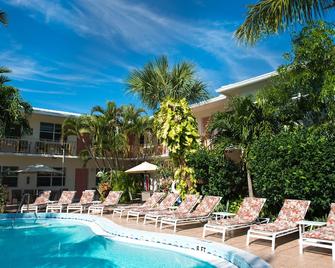 海岸天堂渡假村酒店 - Lauderdale-by-the-Sea - 濱海勞德代爾 - 游泳池