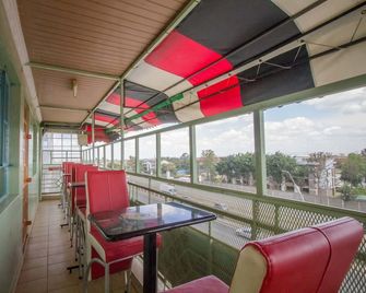 Winstonia Hotel - Nairobi - Balcón