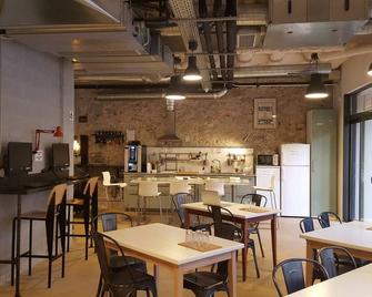 Ten To Go Hostel - Barcelona - Restaurant