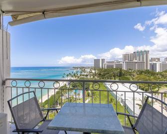 Waikiki shore - Spectacular ocean views studio unit w/ nearby parking - Honolulu - Balcony