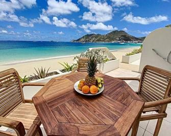 Paradis Caraibes 1, feet in the water in Grand Case - Grand-Case - Balcony
