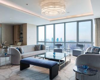 ويندهام جراند إسطنبول ليفينت - اسطنبول - غرفة معيشة