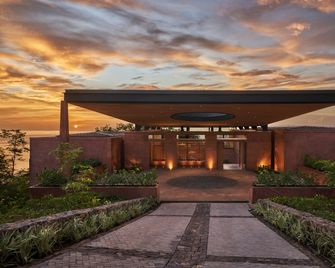 Four Seasons Resort Peninsula Papagayo, Costa Rica - Culebra - Edificio