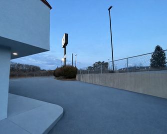 King's Inn Motel - Reading