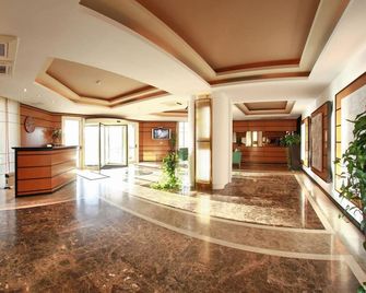 Monte Carlo Palace Rooms - Bucarest - Lobby