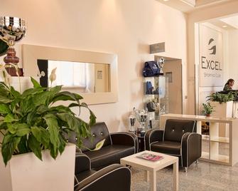 Lh Hotel Excel Roma Montemario - Rome