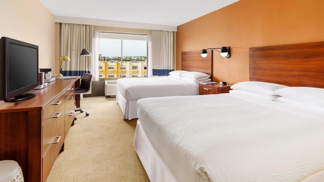 Four Points by Sheraton Los Angeles International Airport