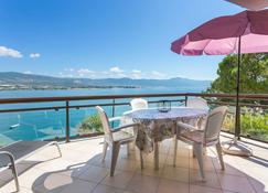 Apartments by the sea Mastrinka, Ciovo - 21442 - Trogir - Parveke