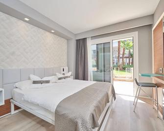 Hotel Castello Lake Front - Malcesine - Habitación