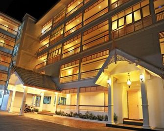 Puri Piman Chiang Mai - צ'אנג מאי - בניין