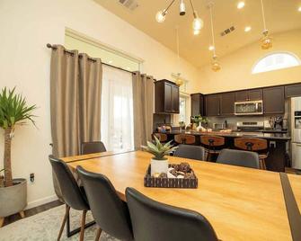 The Agave Zen, Bbq, Hot Tub, Xbox +! - Porterville