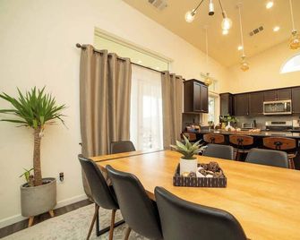 Agave Zen House W/ Hot Tub & Bbq Grill! - Porterville - Comedor
