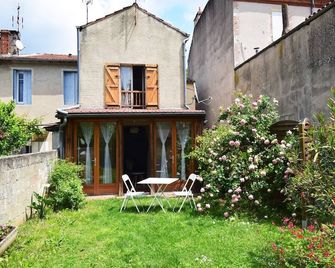 Agréable maison de ville - Agen - Terasa