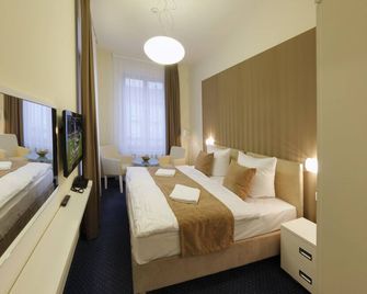 Esmarin Wellness Hotel - Mníšek pod Brdy - Ložnice
