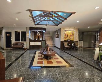 Baan Suksiri Hotel Hua Hin - Hua Hin - Resepsjon