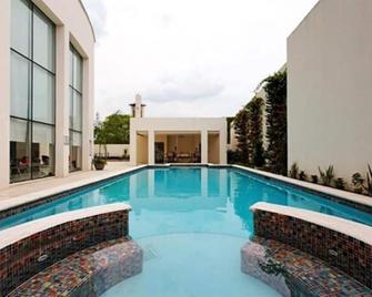 Intercity Hotels San Pedro Sula - סן פדרו סולה - בריכה