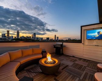 Luxurious Midtown Home Rooftop Views by Silverx - Atlanta - Balcone
