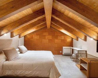 Room 'L'Oro Di Napoli' with Wi-Fi and Air Conditioning - Agerola - Habitación