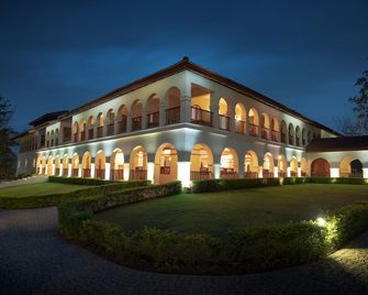 Sanctum Inle Resort - ื ืืื ื ืฉืืื - ืื ืืื