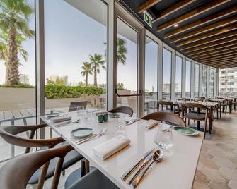 Five Jumeirah Village Dubai - Dubai - Restaurant