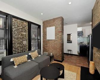 The Gram II Summary: - New York - Living room