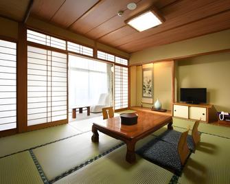 Yamaga Onsen Fuji Hotel - Yamaga - Eetruimte