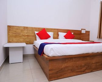 Hotel Stay Shine - Mysore - Soveværelse