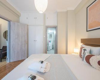 Supreme Suite with balcony by Cloudkeys - Athens - Bedroom